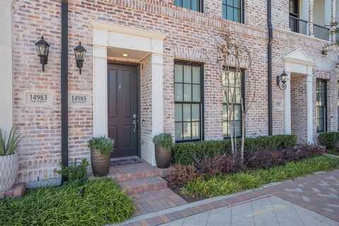 14985 Oak Street, Addison, TX 75001