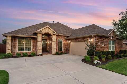 7636 Town Lake Drive, Grand Prairie, TX 75054