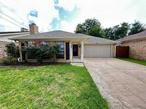 1728 Red Oak Circle, Sulphur Springs, TX 75482