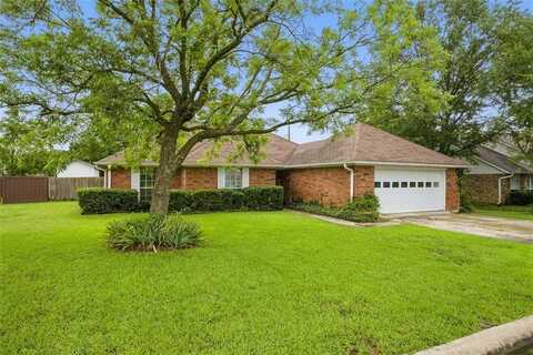 111 Christopher Drive, Cooper, TX 75432