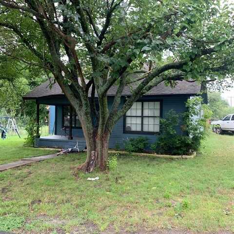 215 N Morrow Street, Blue Ridge, TX 75424
