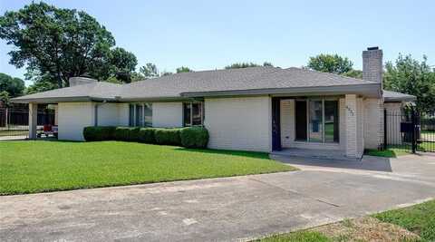 4853 Ledgestone Court, Fort Worth, TX 76132