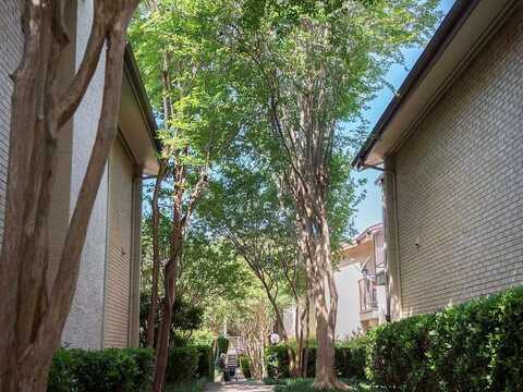 12830 Midway Road, Dallas, TX 75244