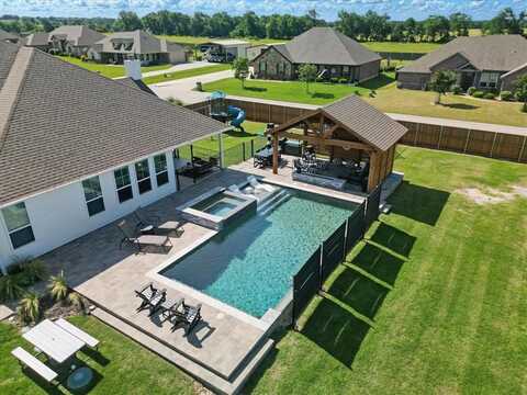 403 Water Fall Lane, Nevada, TX 75173