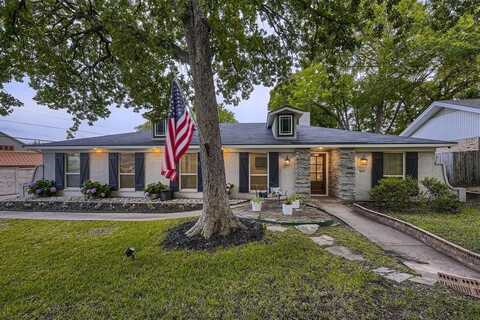 809 Wheelwood Drive, Hurst, TX 76053