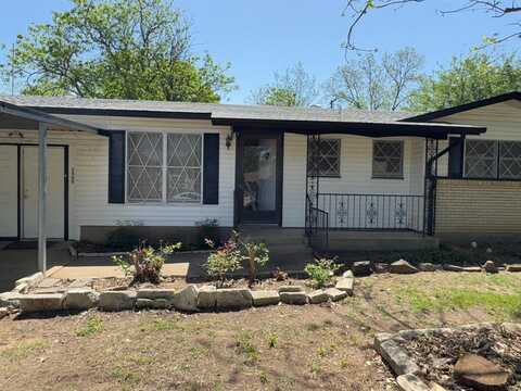3560 Regal Road, Fort Worth, TX 76111