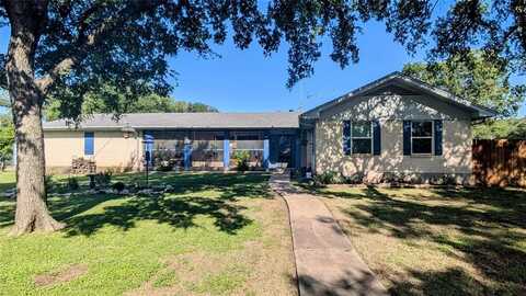 360 County Road 1768, Clifton, TX 76634