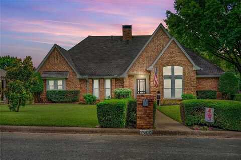 2900 Trail Lake Drive, Grapevine, TX 76051