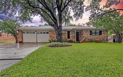 6049 Wormar Avenue, Fort Worth, TX 76133