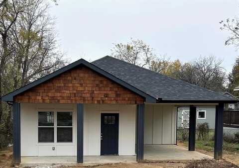 622 E Woodard Street, Denison, TX 75021
