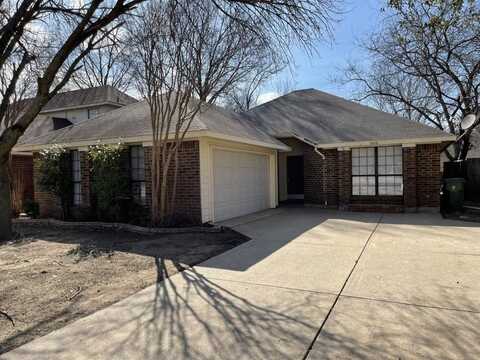 5618 Fox Hunt Drive, Arlington, TX 76017