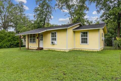 813 Pine Street, Teague, TX 75860