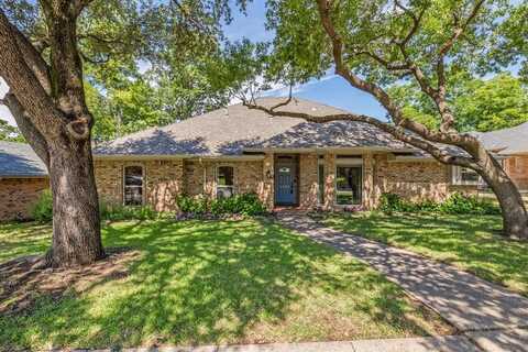 1109 Cross Bend, Irving, TX 75061