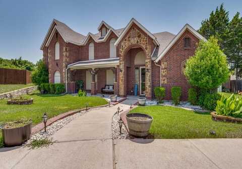 717 Newcastle Drive, DeSoto, TX 75115