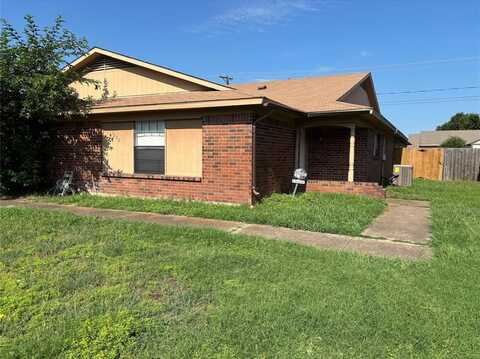 1008 Poplar Street, Benbrook, TX 76126