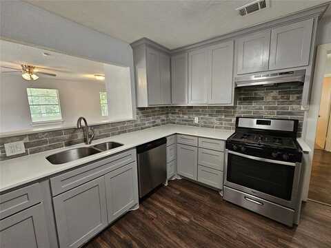 116 Charlene Drive, Hurst, TX 76053