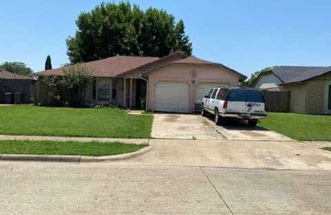2641 Berkshire Lane, Grand Prairie, TX 75052