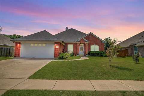 501 Chestnut Lane, Saginaw, TX 76179