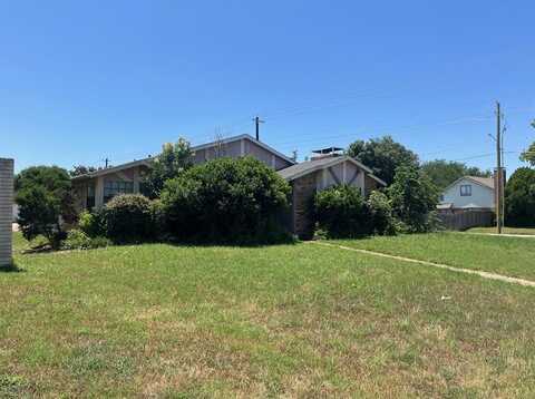 2718 Holy Cross, Garland, TX 75044