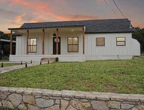 708 Litigation Avenue, Glen Rose, TX 76043