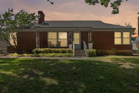 3516 Rogers Avenue, Fort Worth, TX 76109