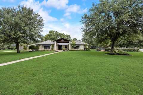 1319 Oakhurst Drive, Southlake, TX 76092