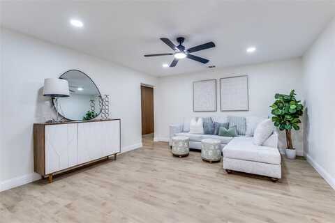 2308 Lynnhaven Road, Fort Worth, TX 76103