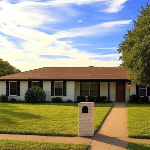1109 Knotty Oaks Drive, Woodway, TX 76712