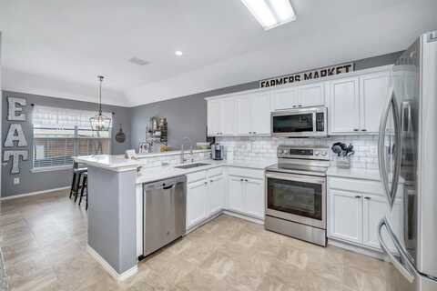 213 Rockbrook Drive, Wylie, TX 75098