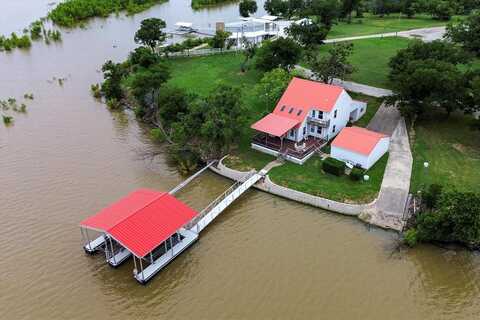 707 Marco Drive, Runaway Bay, TX 76426