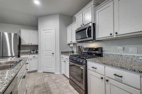 632 Peshtigo Road, Justin, TX 76247