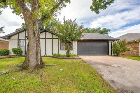 3925 Singleleaf Lane, Fort Worth, TX 76133