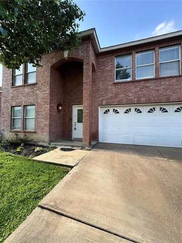 203 Kissimmee Drive, Arlington, TX 76002