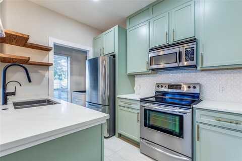 4067 Beltway Drive, Addison, TX 75001