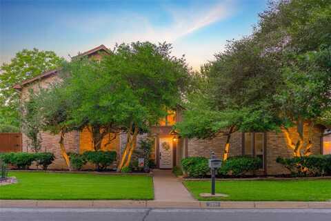 2801 Shadow Drive W, Arlington, TX 76006
