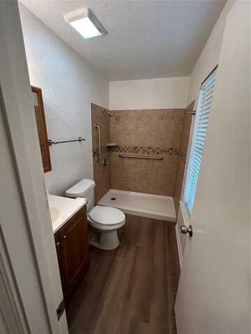 3045 Navarro Lane, Grand Prairie, TX 75052