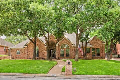 6604 Nantucket Lane, Arlington, TX 76001