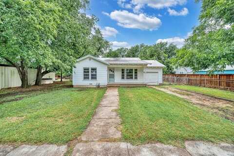 607 S Avenue H, Clifton, TX 76634