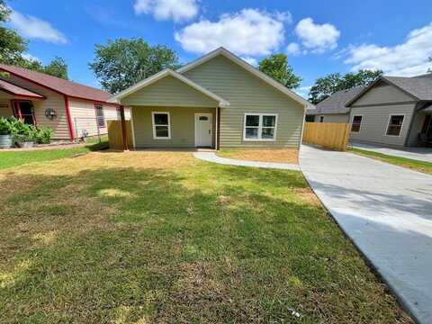 1317 E Tucker Street, Fort Worth, TX 76104