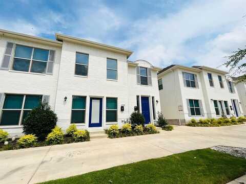 2707 Mccart Avenue, Fort Worth, TX 76110