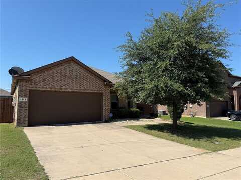 1312 Glenwood Drive, Azle, TX 76020