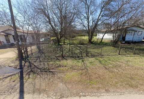 326 Red Wing Drive, Dallas, TX 75241