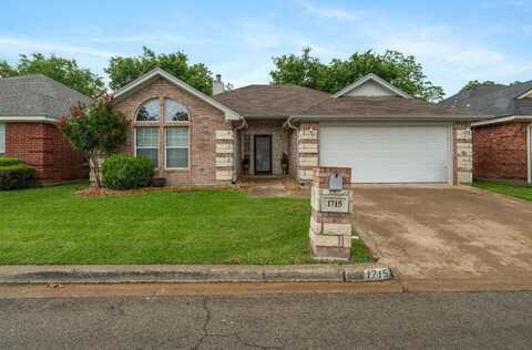 1715 Sully Court, Stephenville, TX 76401