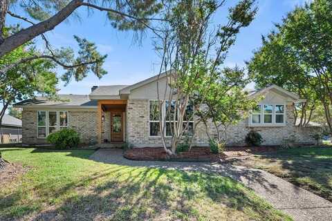 626 Pebblecreek Drive, Garland, TX 75040