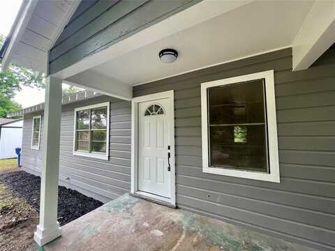 126 Stephens Street, Waxahachie, TX 75165
