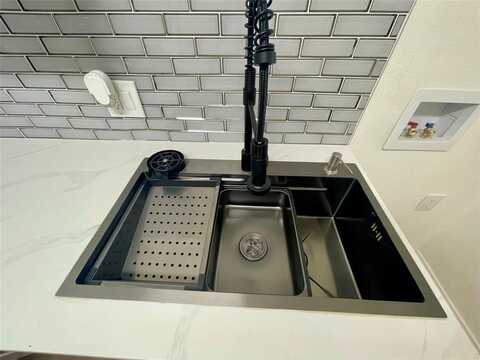 126 Stephens Street, Waxahachie, TX 75165