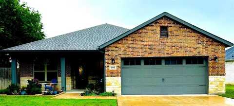 601 Mathew Street, Grandview, TX 76050