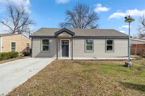 4925 Mccart Avenue, Fort Worth, TX 76115