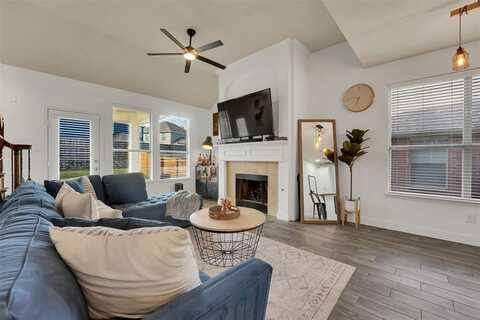 832 Lake Worth Trail, Little Elm, TX 75068