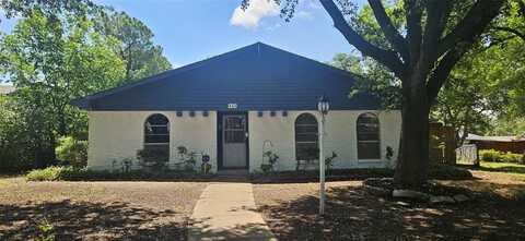 402 Ivy Way, Garland, TX 75043